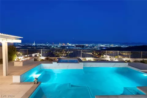 724 Bruce Moorland St, Las Vegas, NV 89138