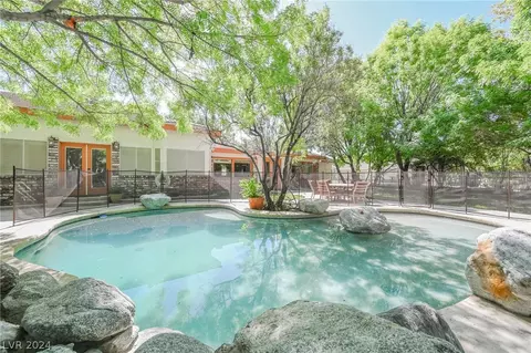 3355 Sisk St, Las Vegas, NV 89108