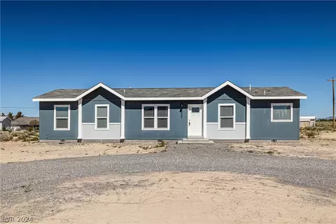 1800 E Laguna St, Pahrump, NV 89048