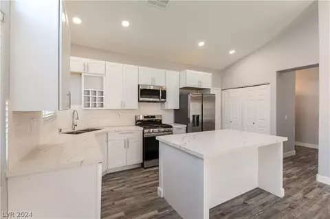 2432 Seymour Ct, North Las Vegas, NV 89031