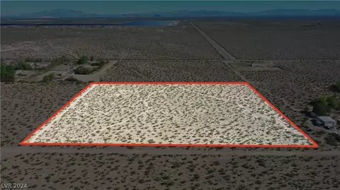 310 W Quarterhorse Rd, Amargosa Valley, NV 89020
