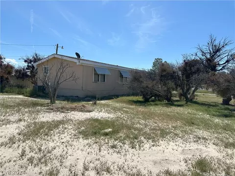 221 N Union Pacific St, Pahrump, NV 89060