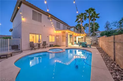 749 Descartes Ave, Henderson, NV 89002
