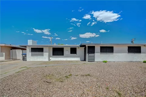 1116 Arrowhead Ave, Las Vegas, NV 89106
