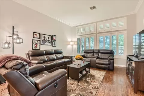 2008 Bellview St, Las Vegas, NV 89134