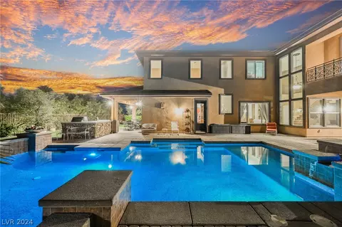 412 Windsor Castle Ct, Las Vegas, NV 89138