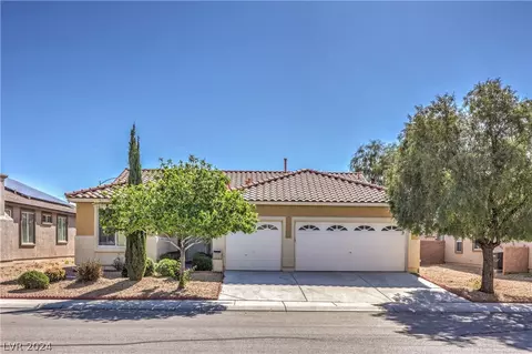 5912 Soaring Bluff St, North Las Vegas, NV 89031