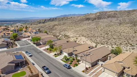 View/Area - 2795 Sunken Ship St, Laughlin, NV 89029 photo 4 of 7