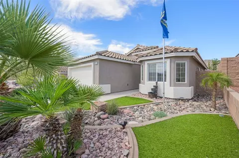 Exterior - 2795 Sunken Ship St, Laughlin, NV 89029 photo 4 of 15
