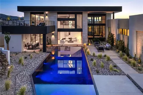 713 Dragon Peak Dr, Henderson, NV 89012