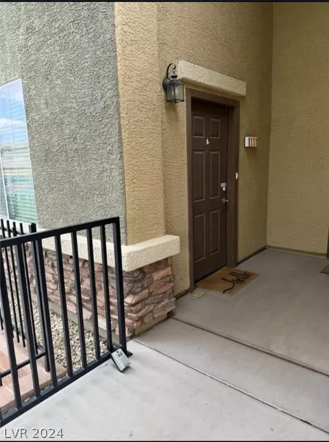 6868 Sky Pointe Dr #1111, Las Vegas, NV 89131