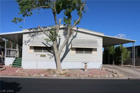 4598 Royal Ridge Ln, Las Vegas, NV 89103
