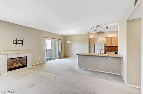 855 N Stephanie St #2721, Henderson, NV 89014