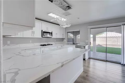 6978 Country Day Ln, Las Vegas, NV 89119