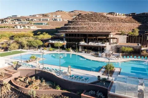31 Boulderback Dr, Henderson, NV 89012 photo 4