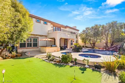 301 Round Stone Ct, Las Vegas, NV 89145