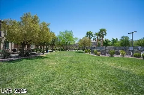 4437 Dover Straight St #103, Las Vegas, NV 89115