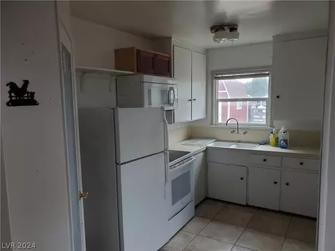 461 Mcarthur Dr, Caliente, NV 89008 photo 18