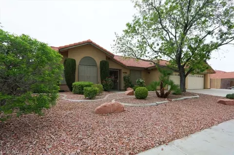 3010 N Torrey Pines Dr, Las Vegas, NV 89108