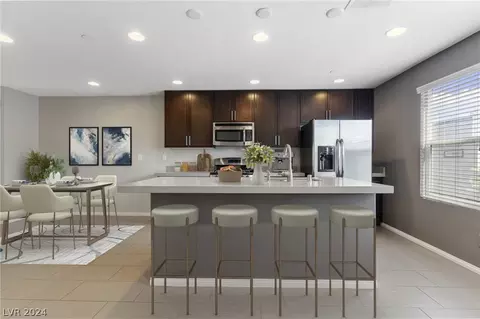 9050 W Tropicana Ave #1041, Las Vegas, NV 89147