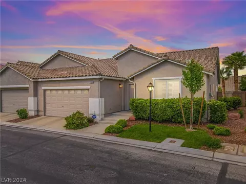 11062 Ampus Pl, Las Vegas, NV 89141