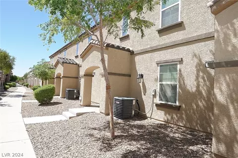 4598 Woolcomber St, Las Vegas, NV 89115