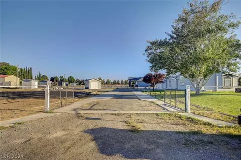 5761 Palora St, Pahrump, NV 89060