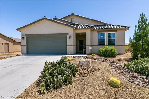 5683 S Larimer St, Pahrump, NV 89061