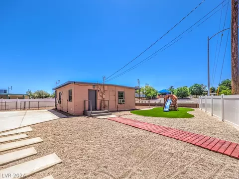 Exterior - 116 W Basic Rd, Henderson, NV 89015 photo 7 of 9