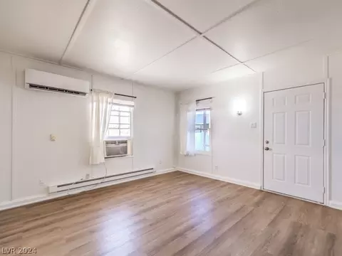 Living - 116 W Basic Rd, Henderson, NV 89015 photo 3 of 5
