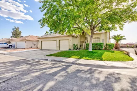 101 Vista Del Lago St, Henderson, NV 89015