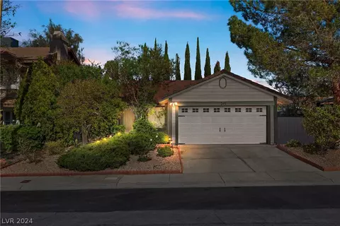 245 Moose Ln, Las Vegas, NV 89145