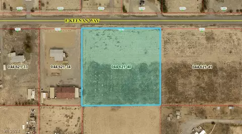 1921 E Keenan Way, Pahrump, NV 89048