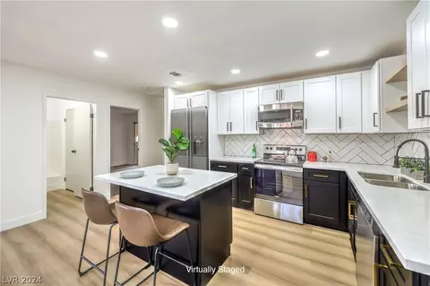 821 Mantis Way #3, Las Vegas, NV 89110