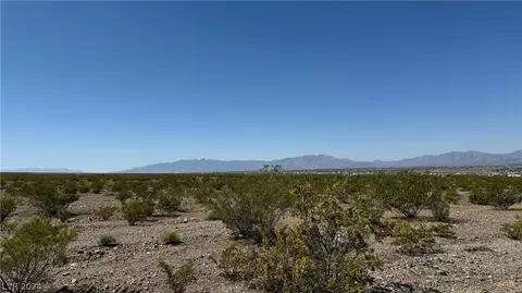 2381 Latigo Dr, Pahrump, NV 89060