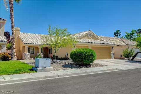 2877 Skowhegan Dr, Henderson, NV 89074