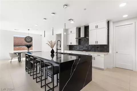 11967 Rockview Point St, Las Vegas, NV 89138