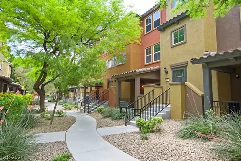 4650 Ranch House Rd #120, North Las Vegas, NV 89031