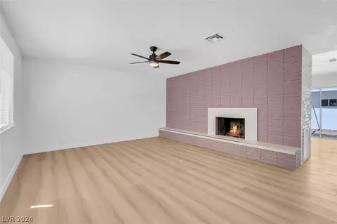 338 Greenbriar Townhouse Way #0, Las Vegas, NV 89121