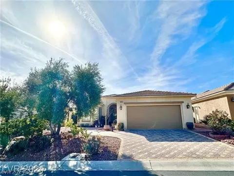 4853 Denaro Dr, Las Vegas, NV 89135