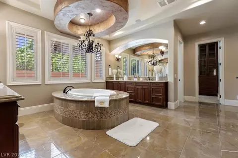 Bath - 2289 Candlestick Ave, Henderson, NV 89052 photo 1 of 12
