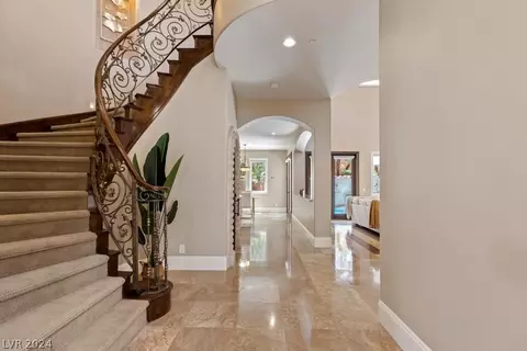 Entry Way - 2289 Candlestick Ave, Henderson, NV 89052 photo 4 of 8