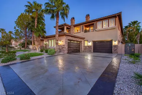 Exterior - 2289 Candlestick Ave, Henderson, NV 89052 photo 2 of 30