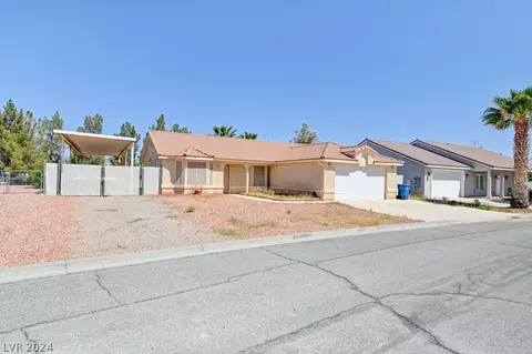 652 Lillian Condie Rd, Overton, NV 89040