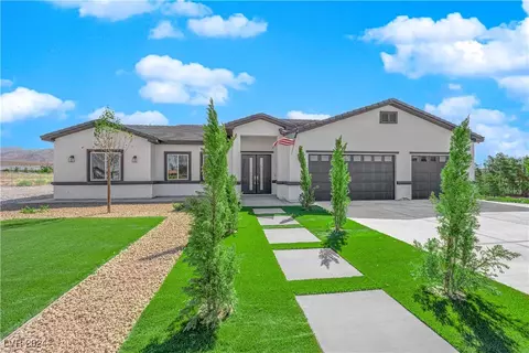 2891 S Rainbow Ave, Pahrump, NV 89048