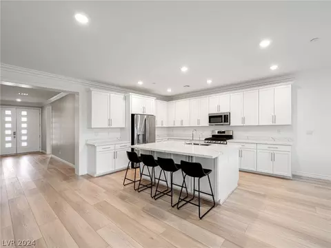 251 Robson Ridge Ln, Henderson, NV 89015
