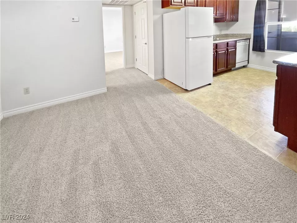  2606 S Durango Dr #226, Las Vegas, NV 89117 photo 18