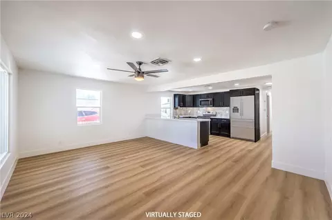 1223 Cunningham Dr, Las Vegas, NV 89106