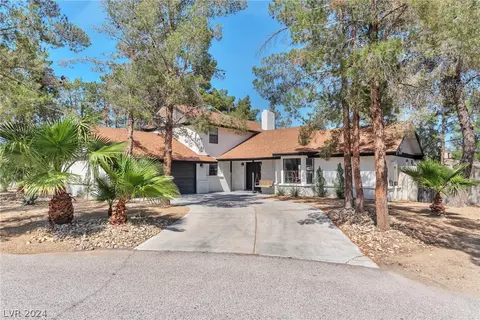 6055 W Brooks Ave, Las Vegas, NV 89108