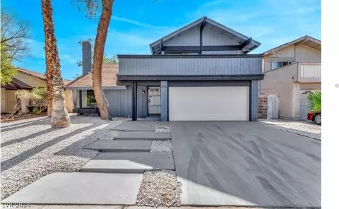 4737 Mountain Valley Rd, Las Vegas, NV 89121